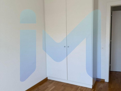 Appartement de 5,5 pièces au 3ème étage situé à Thônex 1226  image 8