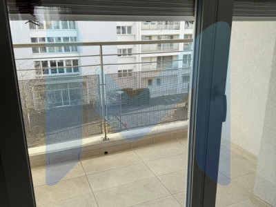 Appartement de 5,5 pièces au 3ème étage situé à Thônex 1226  image 10