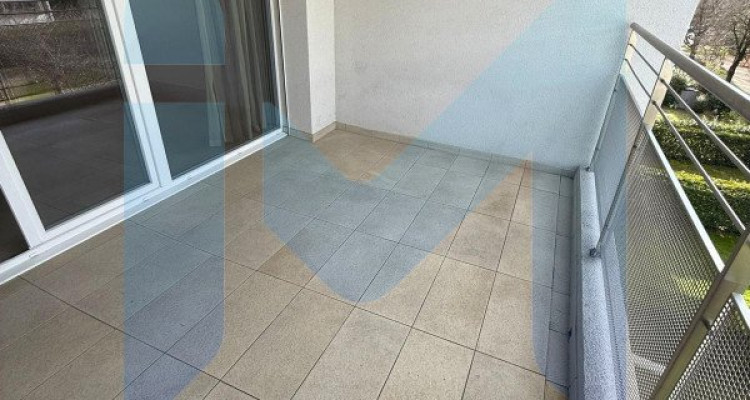 Appartement de 5,5 pièces au 3ème étage situé à Thônex 1226  image 12