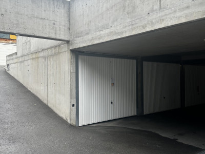 Garage box sur Martigny, à saisir. image 1
