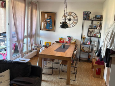 Superbe appartement traversant de 7 pièces avec vue sur le Jura image 3