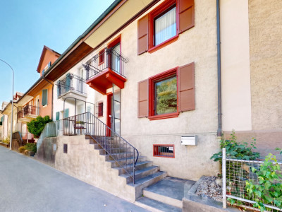Charmantes Zuhause mit ausgebautem Dachstock und Terrasse image 1