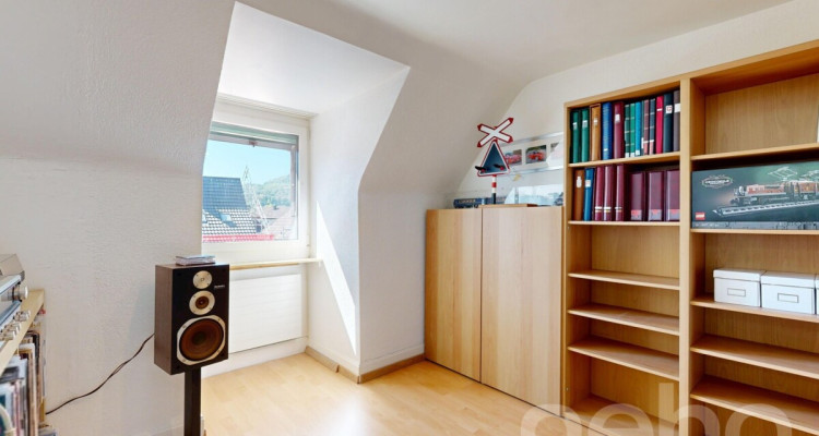 Charmantes Zuhause mit ausgebautem Dachstock und Terrasse image 5