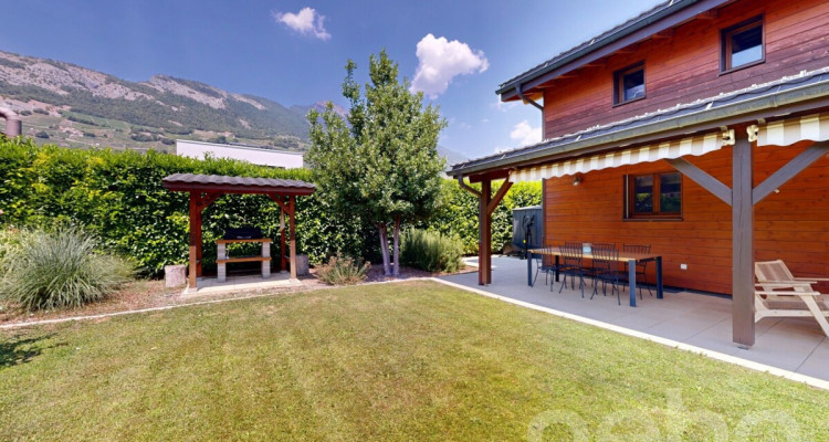 Maison 6.5 avec grande parcelle, jardin et chauffage solaire. image 9