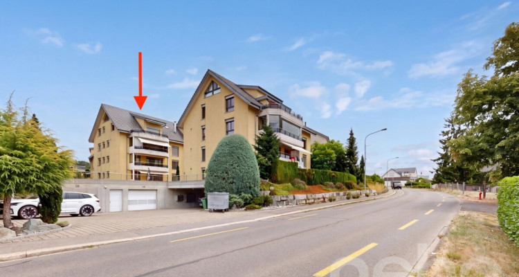 Wohnen auf zwei Ebenen - Stilvolle 4.5 Zimmer-Maisonettewohnung image 1