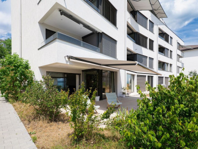 Superbe appartement moderne de 4,5 pièces avec grande terrasse, vue lac et Alpes image 3