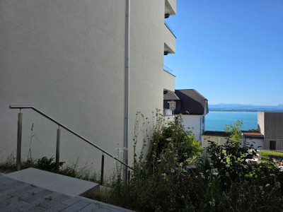 Superbe appartement moderne de 4,5 pièces avec grande terrasse, vue lac et Alpes image 5
