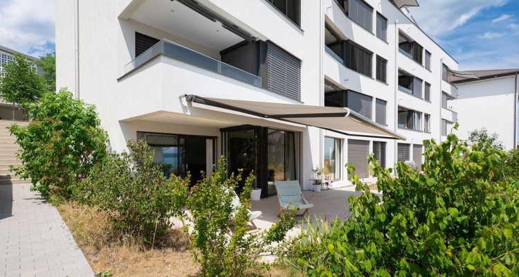 Superbe appartement moderne de 4,5 pièces avec grande terrasse, vue lac et Alpes image 3