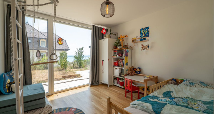 Superbe appartement moderne de 4,5 pièces avec grande terrasse, vue lac et Alpes image 10