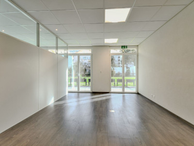 Local commercial au centre-ville image 2