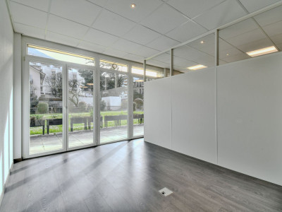 Local commercial au centre-ville image 3