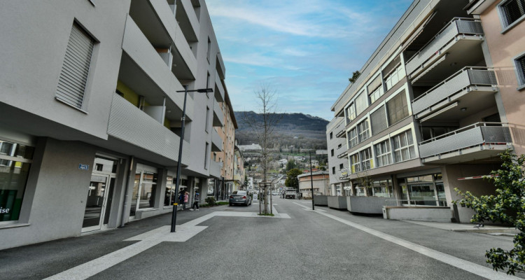 Local commercial au centre-ville image 12