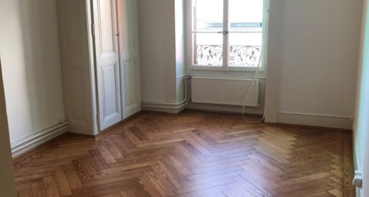 Appartement de 3 pièces proche Cornavin image 1