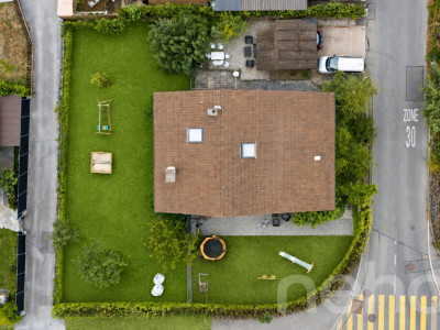 Maison familiale avec deux appartements et fort potentiel à Sion image 1