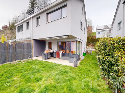 Grosszügiges Doppeleinfamilienhaus an familienfreundlicher Lage image 2