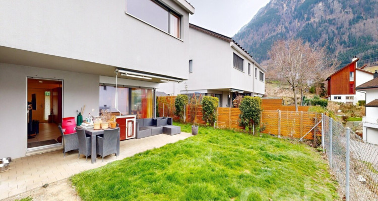 Grosszügiges Doppeleinfamilienhaus an familienfreundlicher Lage image 10