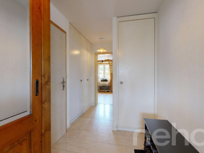 Appartement 5.5 pces lumineux avec vue lac et calme à Neuchâtel image 2
