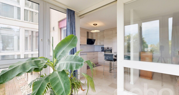Appartement 5.5 pces lumineux avec vue lac et calme à Neuchâtel image 4