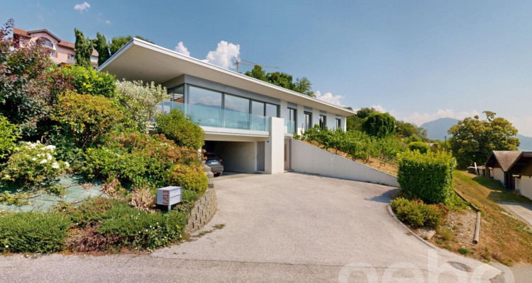 Spacieuse Villa contemporaine avec vue panoramique au c?ur du Valais image 1