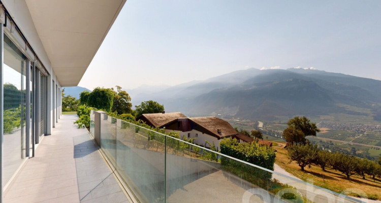 Spacieuse Villa contemporaine avec vue panoramique au c?ur du Valais image 10