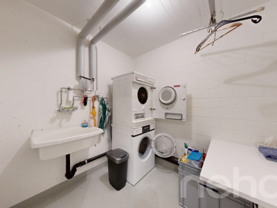 Lichtdurchflutete 4.5 Zimmer Dachwohnung mit Blick ins Grüne image 11