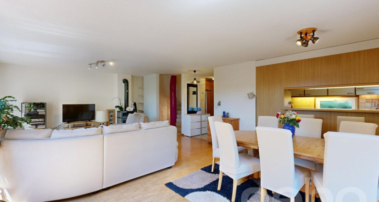 A charming family home with a garden in the heart of Épalinges image 4