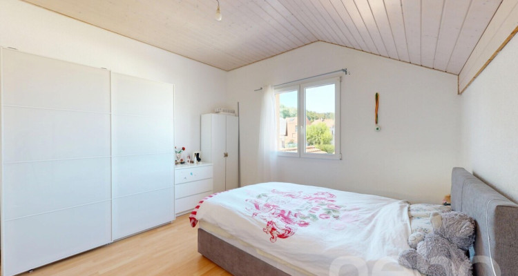 Maison familiale avec potentiel de studio ou bureau image 9
