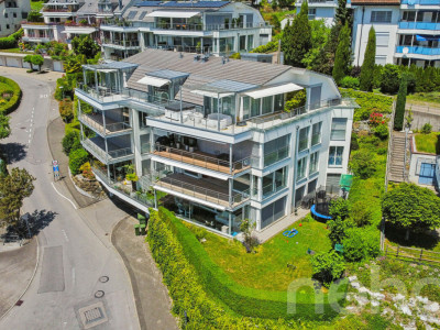 Exklusive Terrassenwohnung mit Panorama-Seesicht image 2