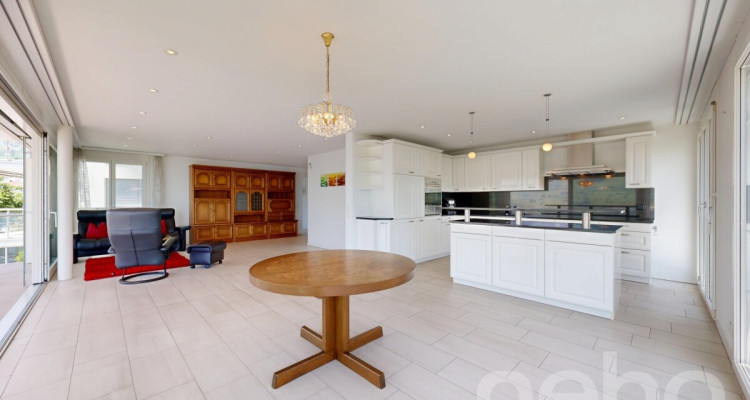 Exklusive Terrassenwohnung mit Panorama-Seesicht image 7