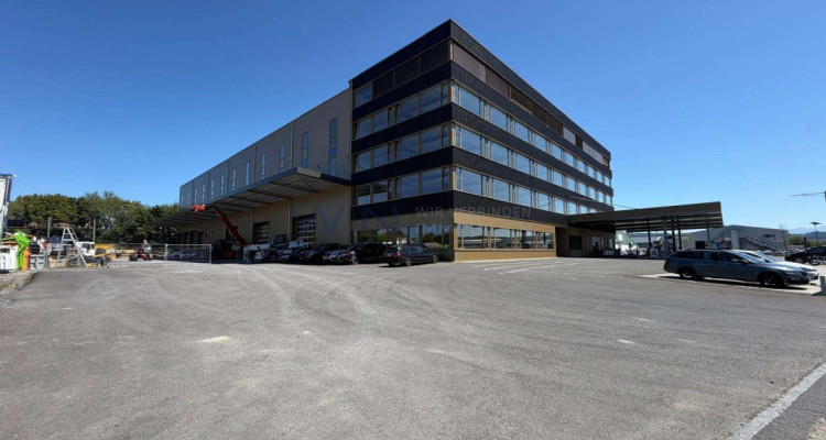 Moderne Office-Flächen flexibel mieten image 1