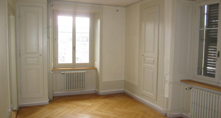 Appartement lumineux en centre-ville avec ascenseur image 5