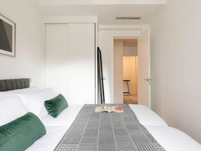 Bel appartement de 2,5 pièces en plein centre-ville image 3