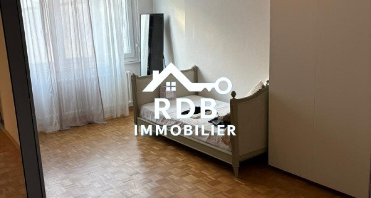 Appartement de 4 pièces au 2ème étage situé à Genève 1202 image 7