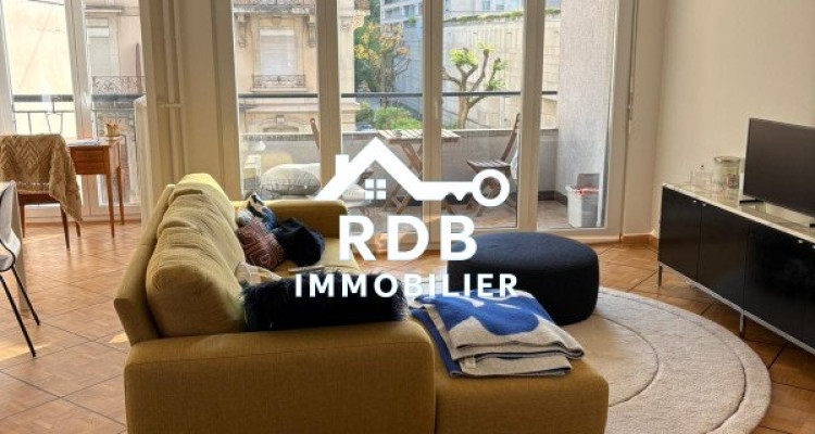 Appartement de 4 pièces au 2ème étage situé à Genève 1202 image 1