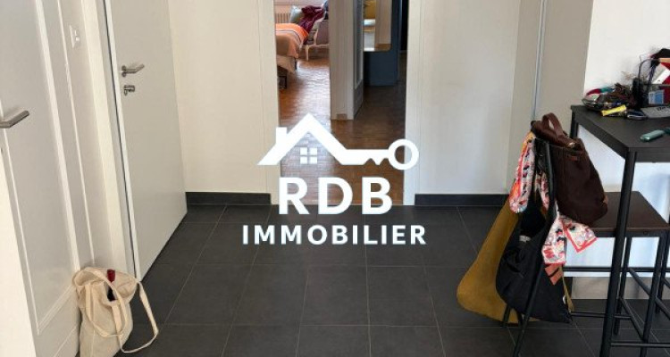 Appartement de 4 pièces au 2ème étage situé à Genève 1202 image 5