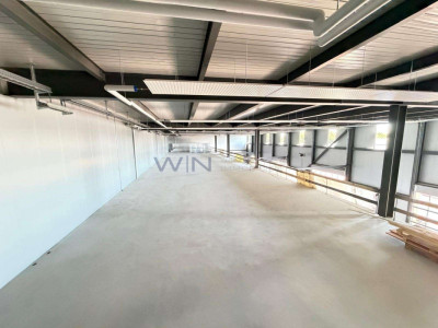 Flexible Industriehalle mit moderner Mezzanine image 4