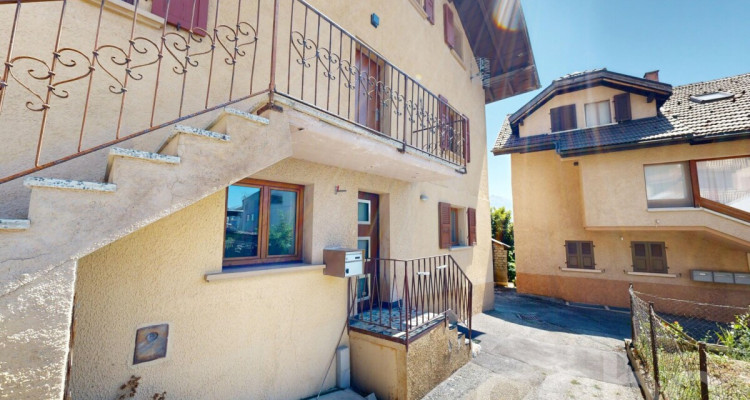 Appartement 2.5 pièces à Erde ? Calme absolu et fort potentiel image 9