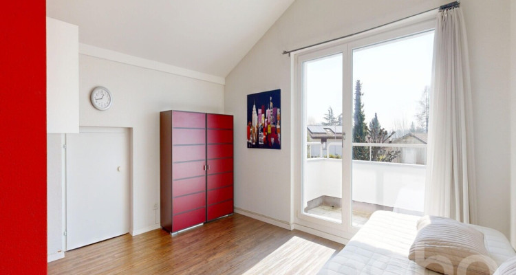 Stilvolles Doppeleinfamilienhaus an familienfreundlicher Lage image 9