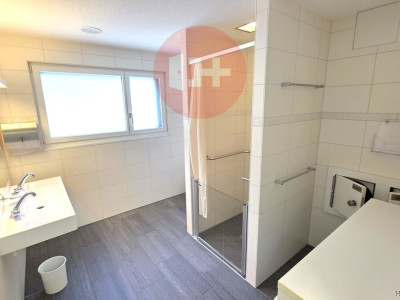 GROSSZÜGIGER PLATZ FÜR EIN ÄRZTE / THERAPIEZENTRUM GESUCHT? image 9