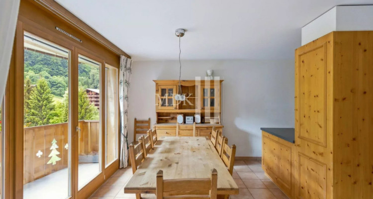 Confortable appartement de 3.5 pièces à vendre à Val dIlliez image 3