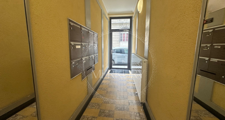 Un charmant appartement de 2P dans le quartier de Jonction image 1