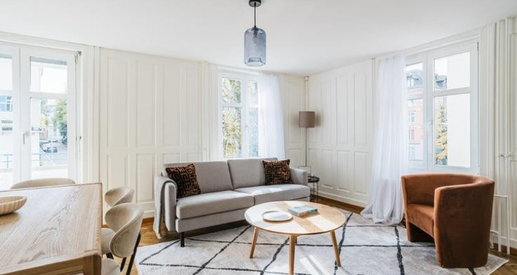 Charmante 3-Zimmer-Wohnung im pulsierenden Bezirk 6 von Zürich image 3