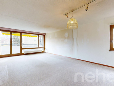 4.5-Zimmer-Wohnung mit viel Potenzial in Uznach image 1