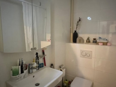 3 pièces situé au 1er étage dans un environnement calme et familial image 8