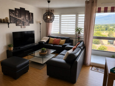 Superbe appartement traversant de 7 pièces avec vue sur le Jura image 1