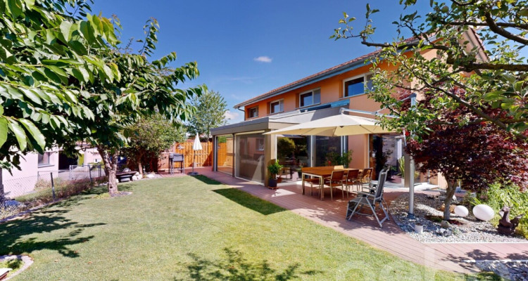 Une villa lumineuse au coeur dun environnement verdoyant image 1