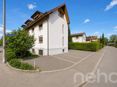 Elegante 4-Zimmerwohnung mit Wintergarten und Einstellplatz image 11