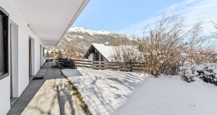 Appartement lumineux de 3.5 pièces avec terrasse et terrain privatif à Mollens image 17