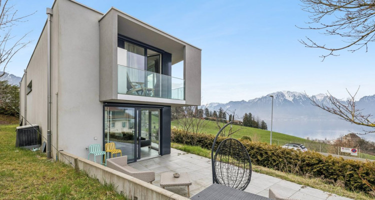Villa dexception aux lignes pures et minimalistes avec vue panoramique image 1