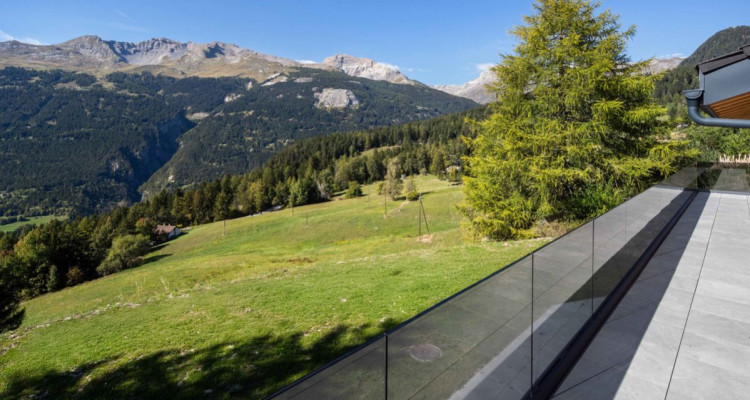 Chalet de prestige en cours de construction à Crans-Montana image 8
